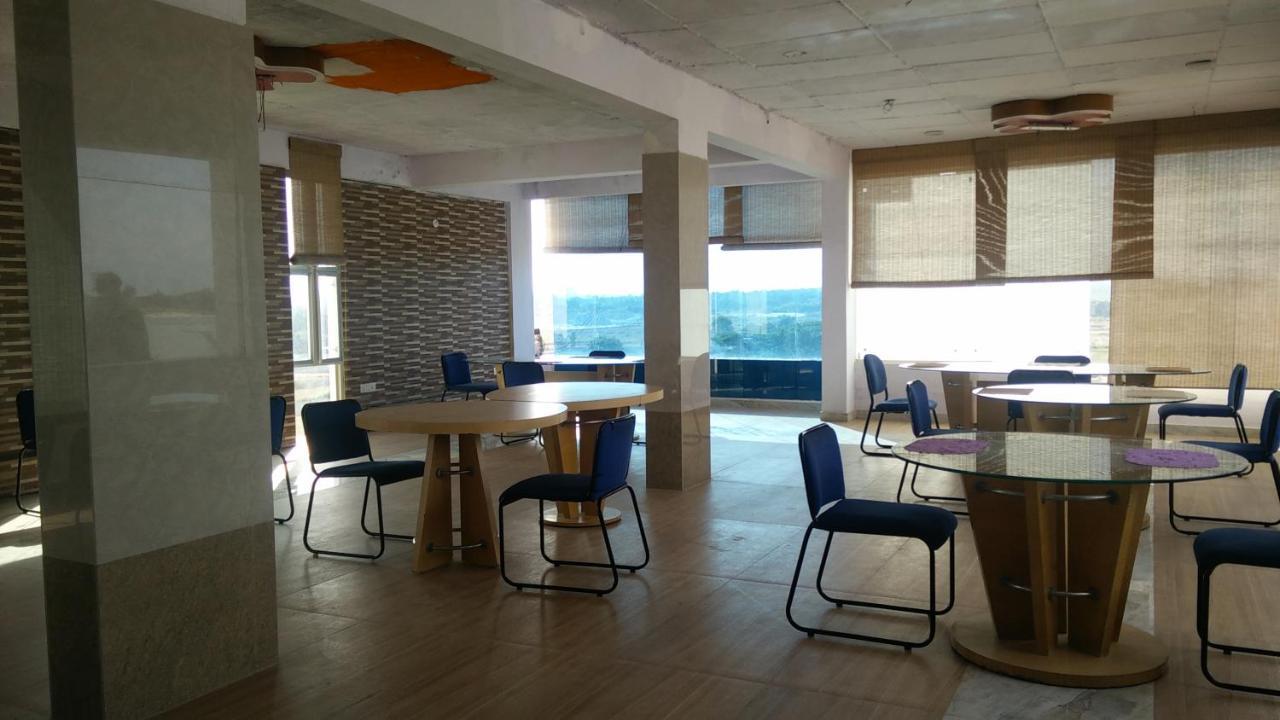 Hotel Airport Residency Bangalore Devanahalli Esterno foto